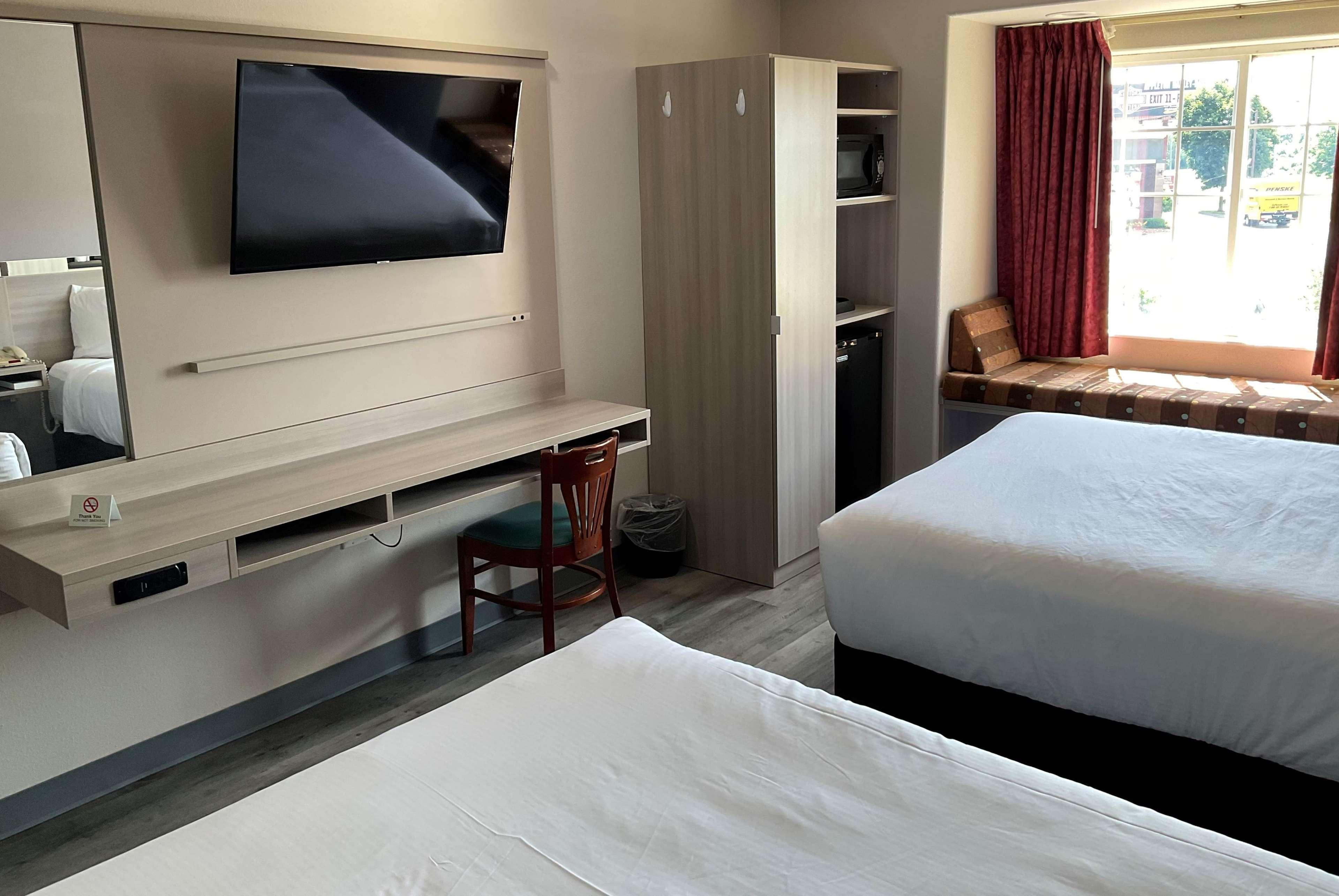 Microtel Inn And Suites Κλάρκσβιλ Εξωτερικό φωτογραφία