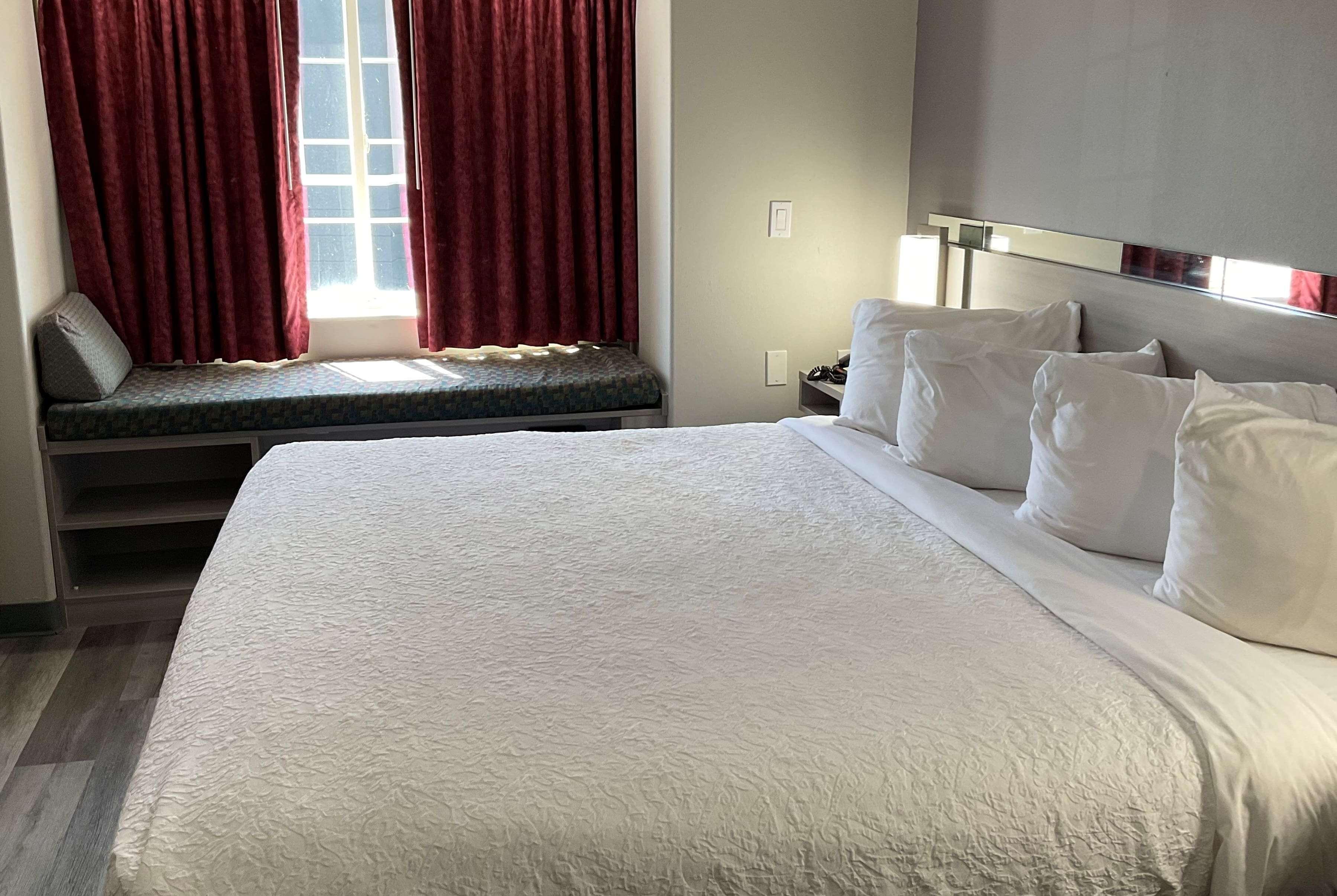 Microtel Inn And Suites Κλάρκσβιλ Εξωτερικό φωτογραφία
