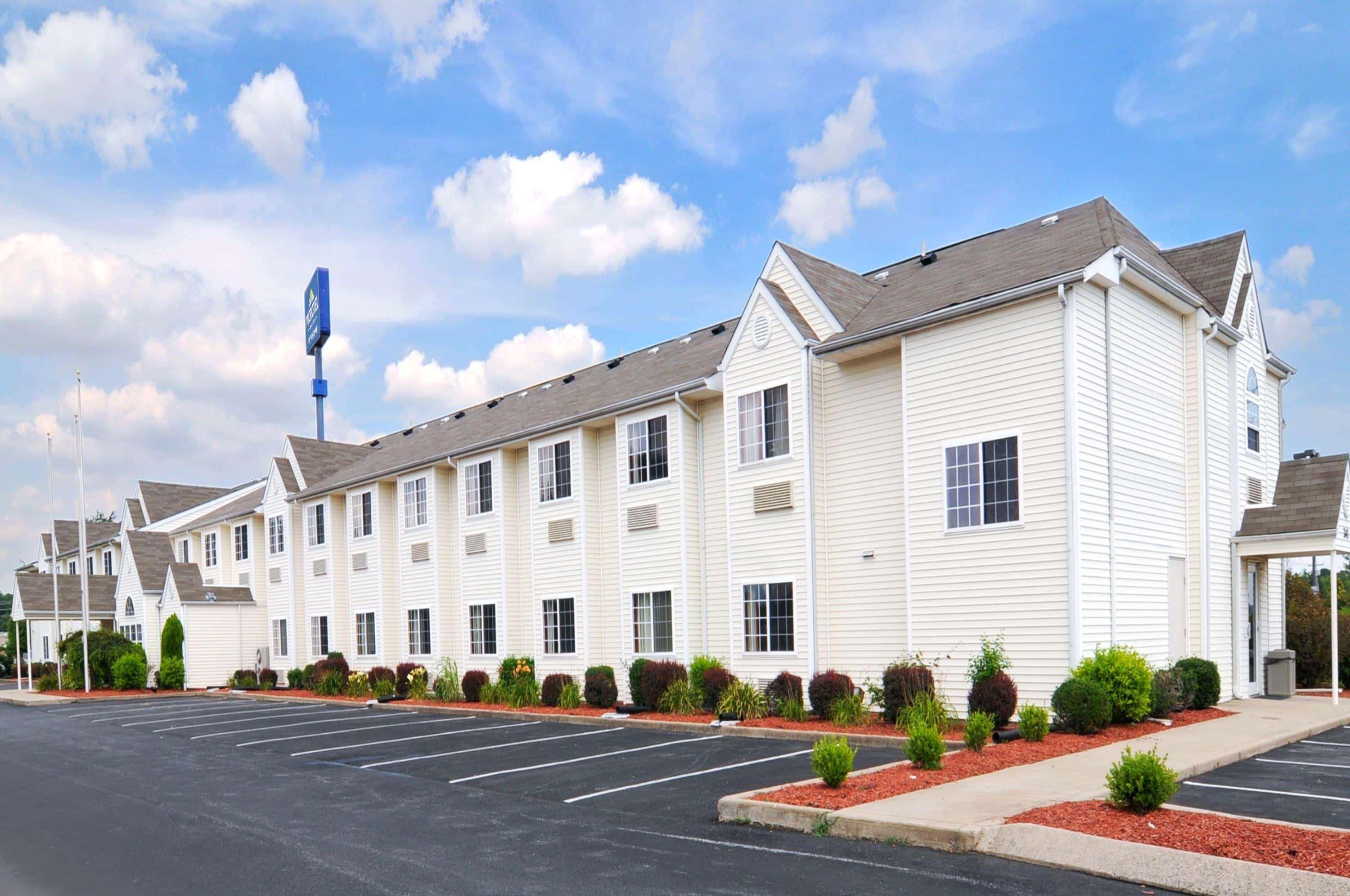 Microtel Inn And Suites Κλάρκσβιλ Εξωτερικό φωτογραφία
