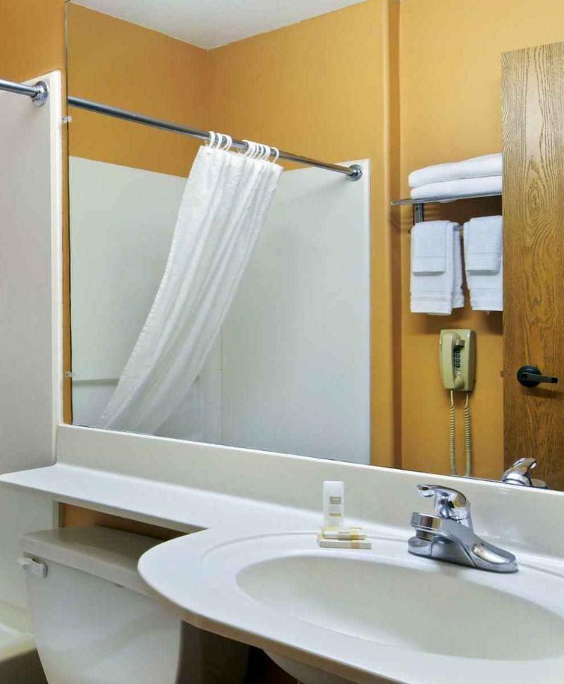 Microtel Inn And Suites Κλάρκσβιλ Εξωτερικό φωτογραφία