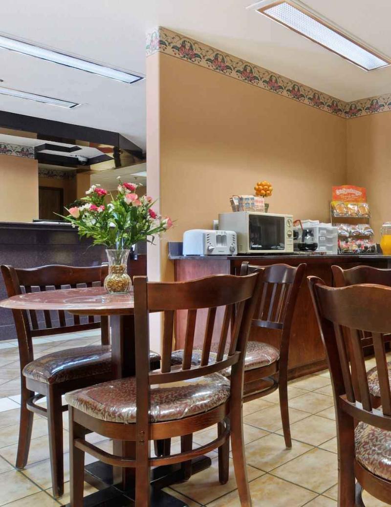 Microtel Inn And Suites Κλάρκσβιλ Εξωτερικό φωτογραφία